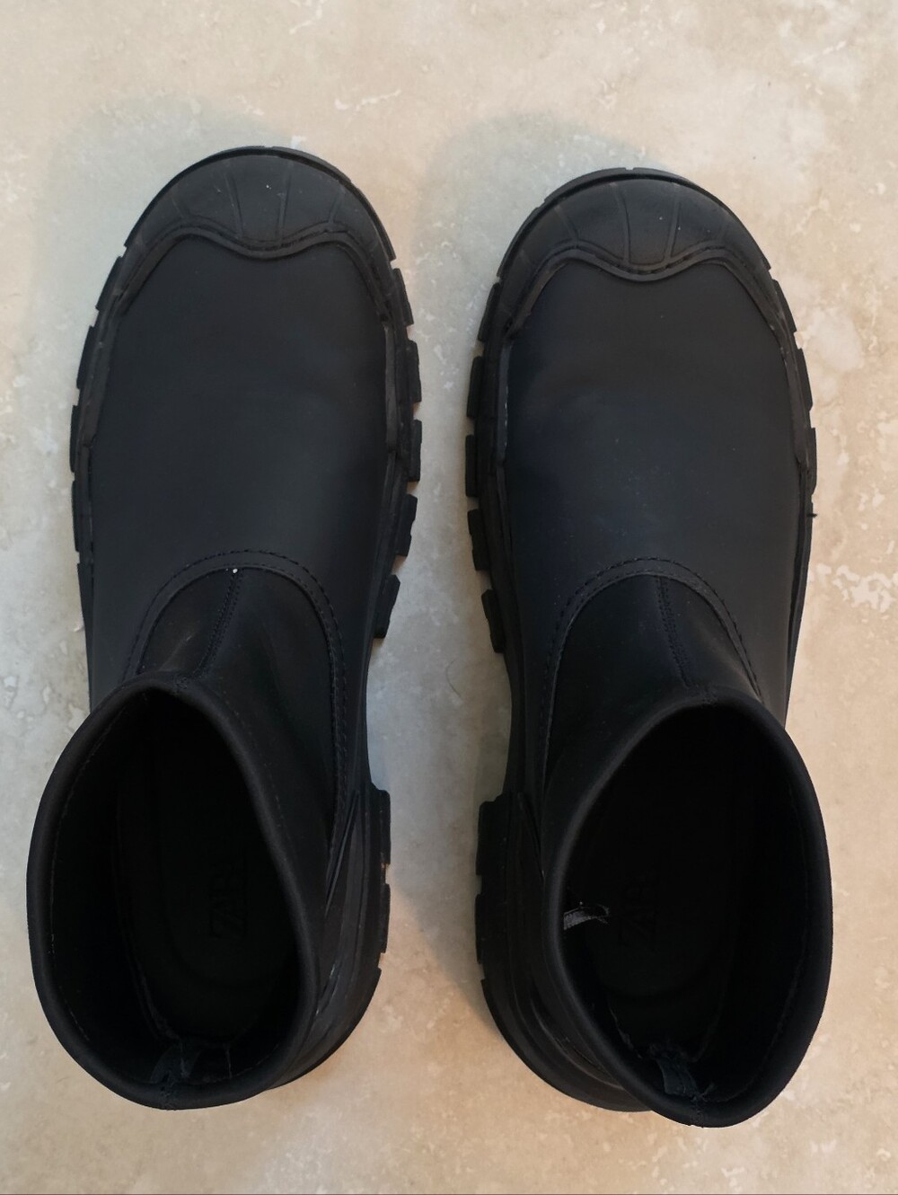 Men's Zara Black Slip-On Waterproof Chelsea Boots US 10.5